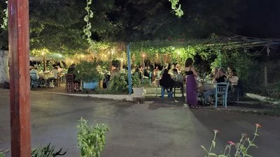Abends in der Taverne Gria Vathra