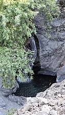 Wasserfall und Pool am Gria Vathra