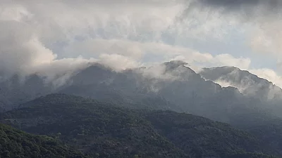Wolken am Fengari