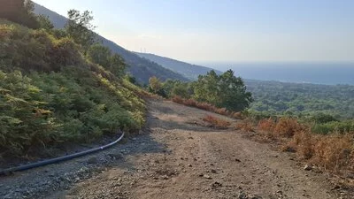 Schotterstra&szlig;e zum Gregoraki